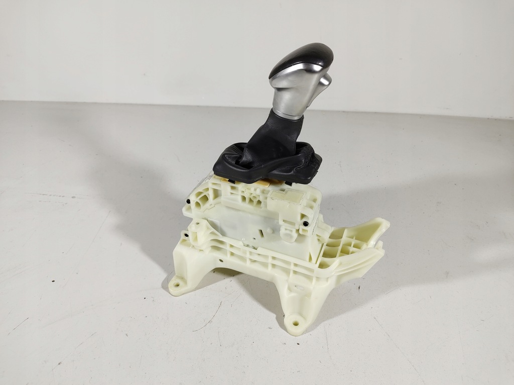 фото №16, Hyundai ioniq 17r- выборщик домкрат передач uk