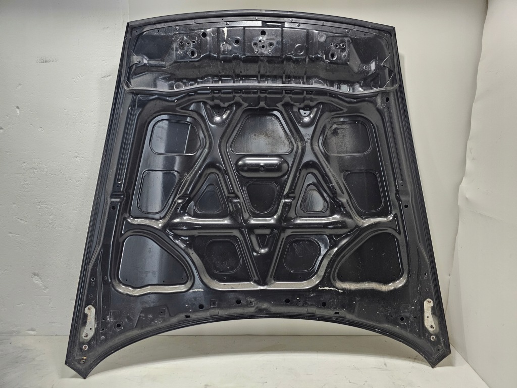 Капот крышка двигателя nissan 370 с 2009- Цена