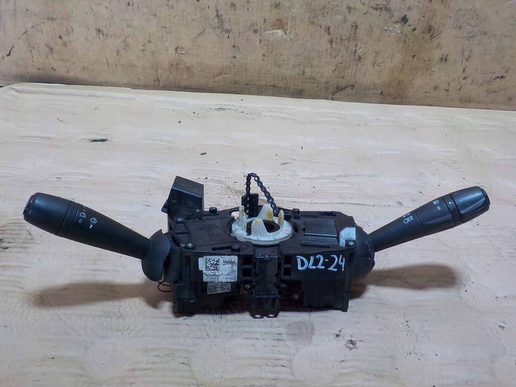 фото №1, Dacia logan ii 1.2b переключатели