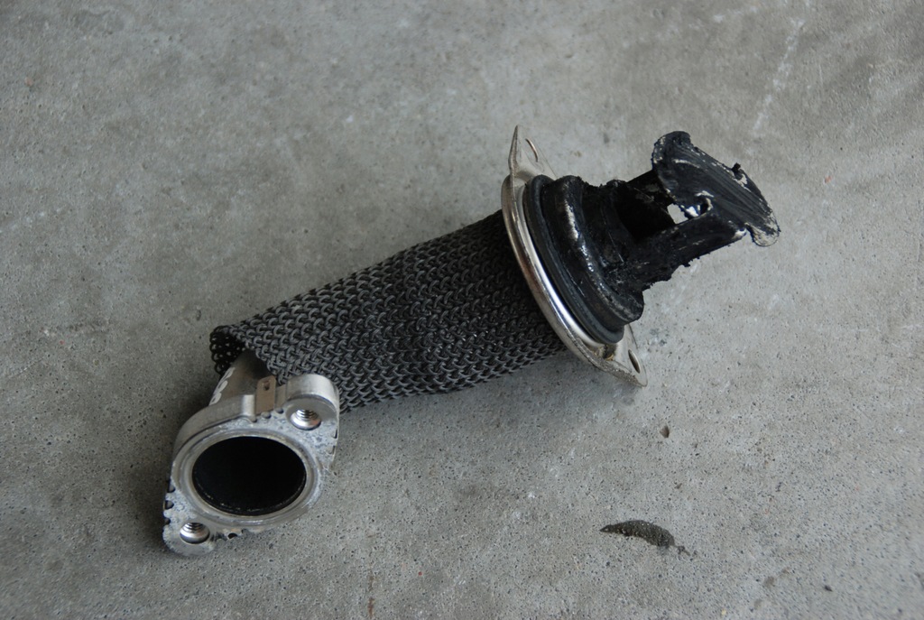 фото №4, Трубка шланг egr peugeot 5008 3008 2,0e-hdi