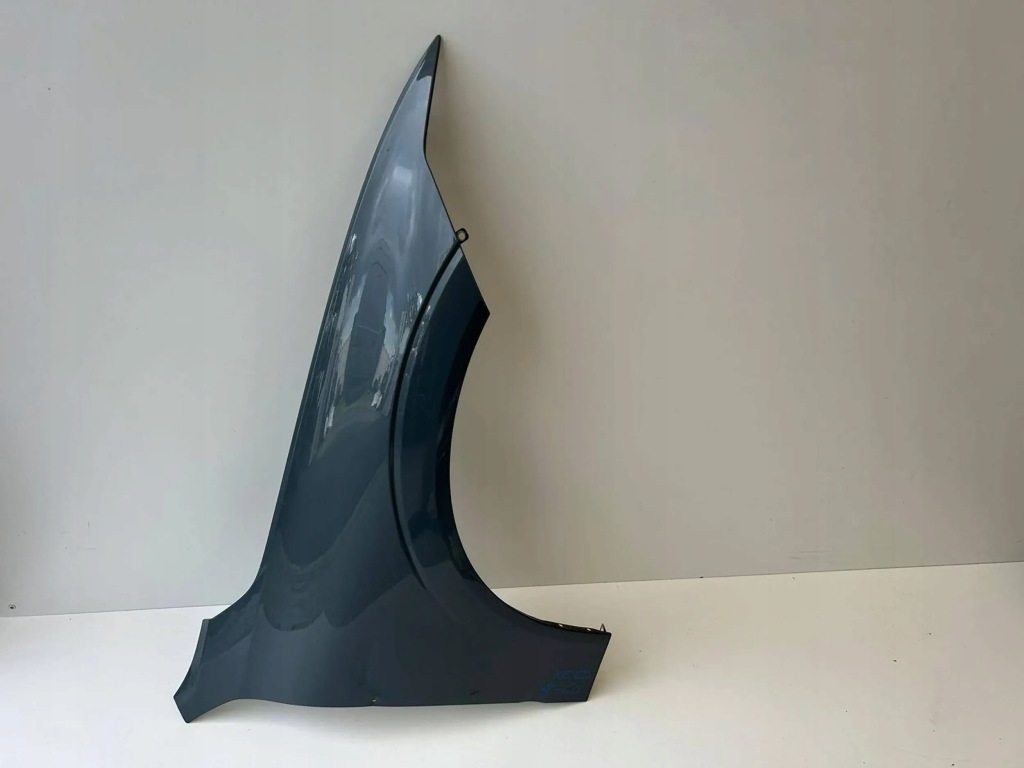 фото №1, Volvo xc60 крыло правый перед оригинал