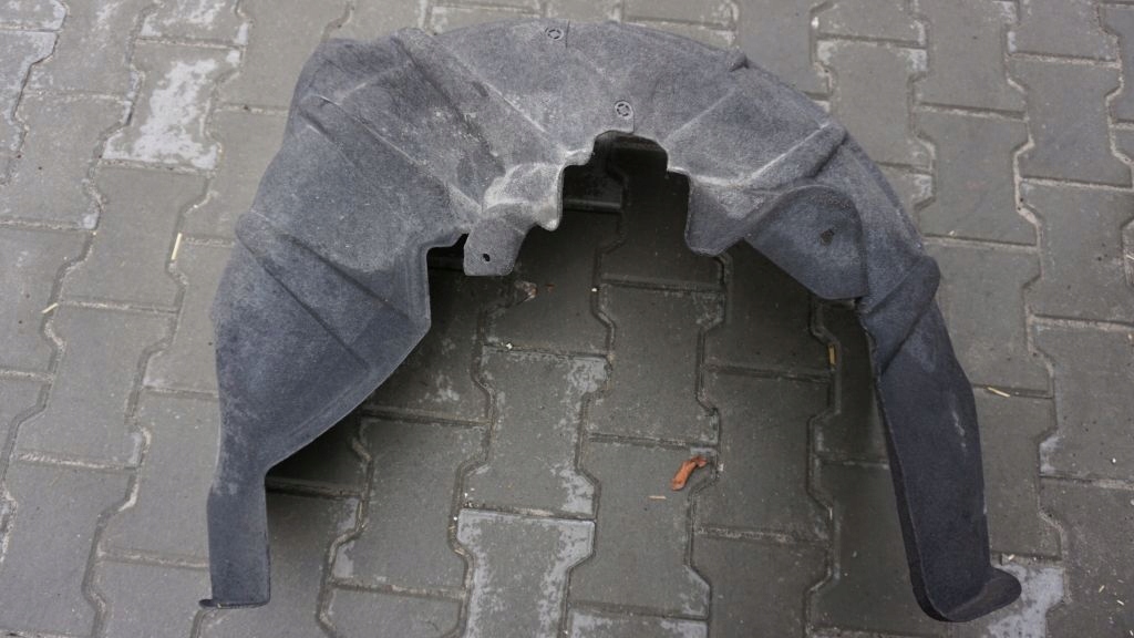 фото №1, Volvo xc40 - задні підкрилок праве задня