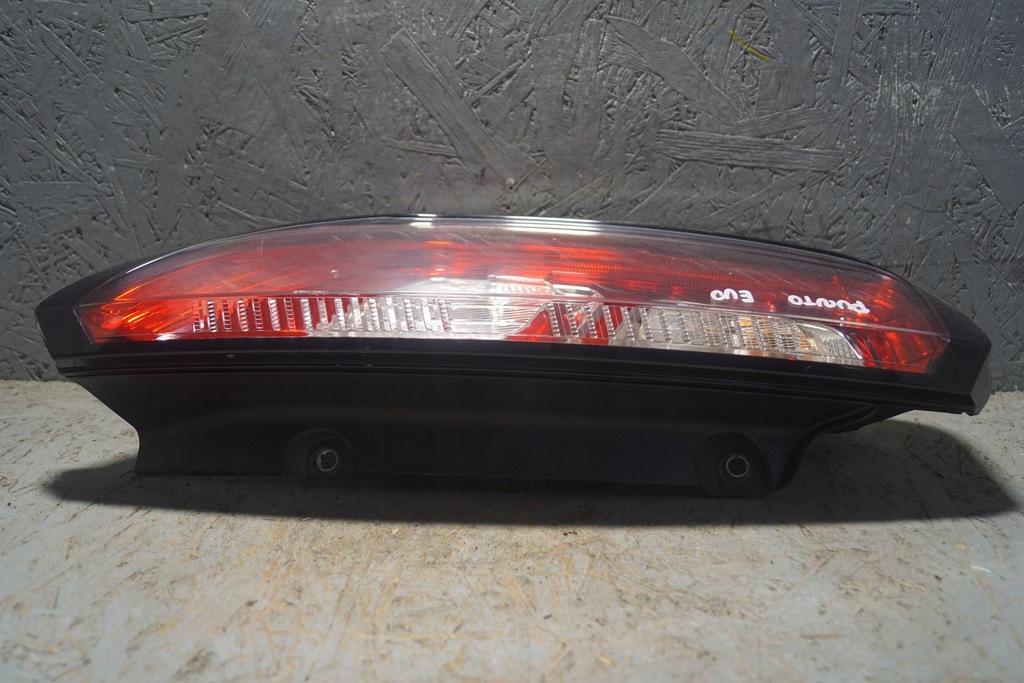 фото №13, Fiat punto evo лампа левый задняя s2022