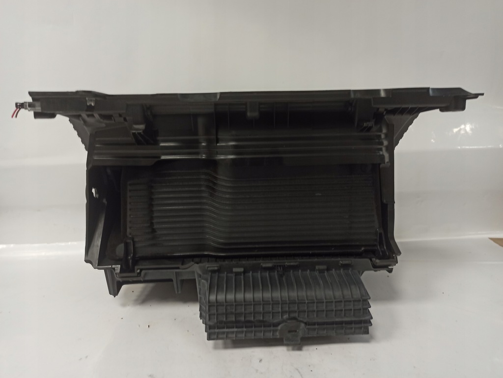 фото №9, Volkswagen passat b8 uk бардачок панели пассажира 3g2857097ac