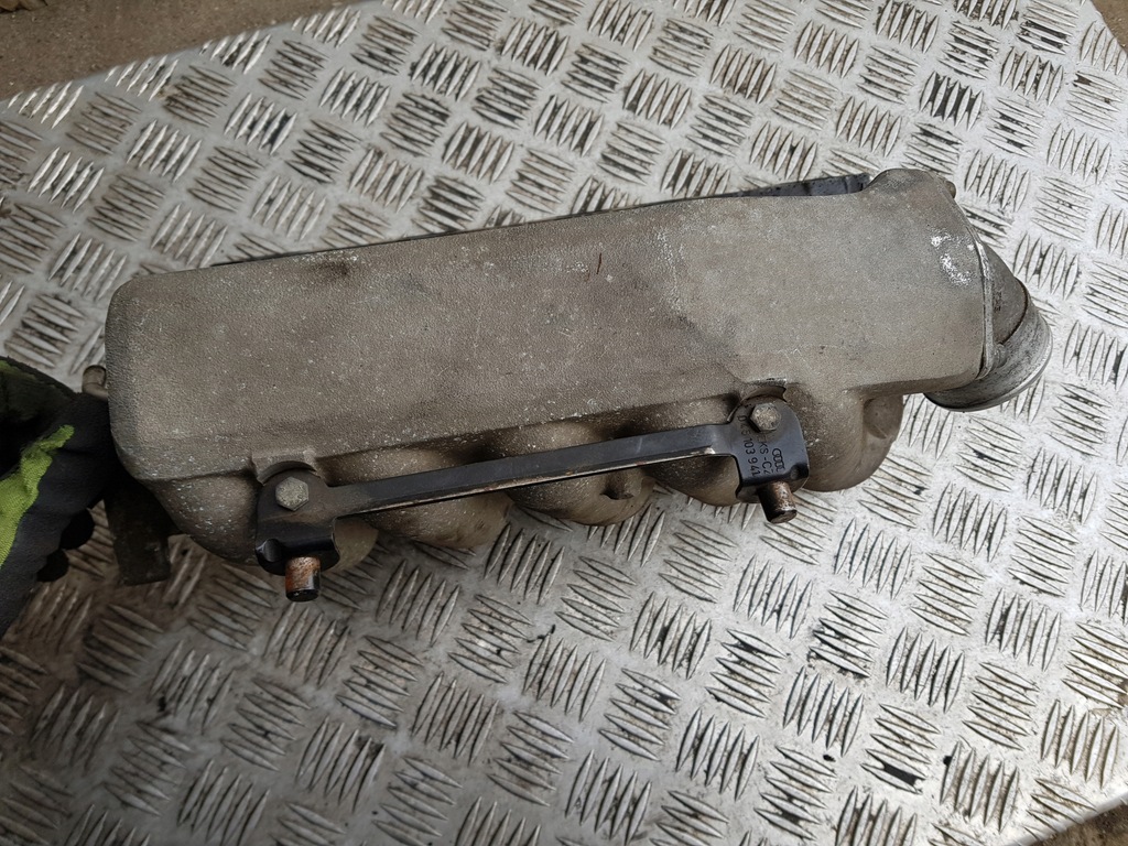 фото №4, Audi a6 c4 2.5 tdi колектор всмоктуючий