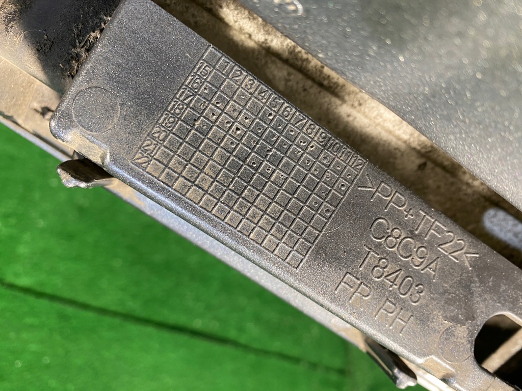 фото №15, Jaguar xe r-sport молдинг поріг права gx7m-101d56-a