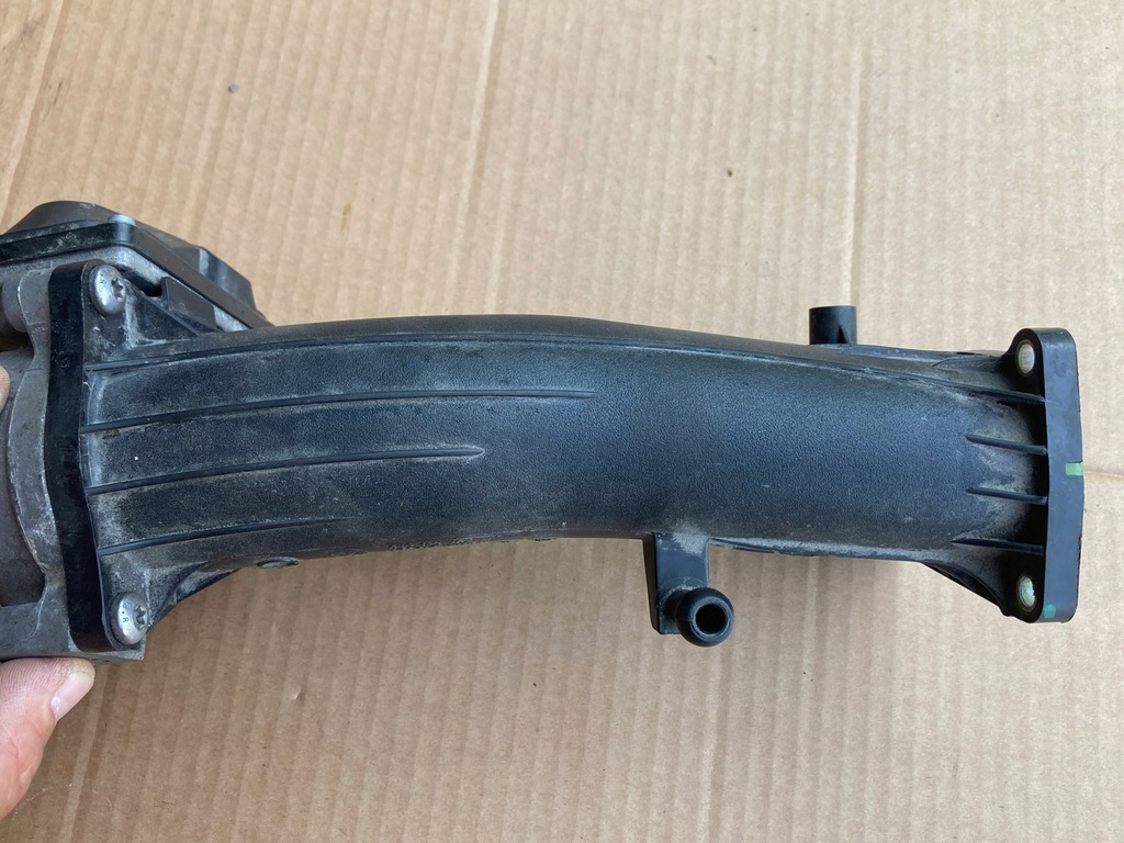 фото №2, Труба повітря audi a6 c7 3,0 tdi 059145762ab