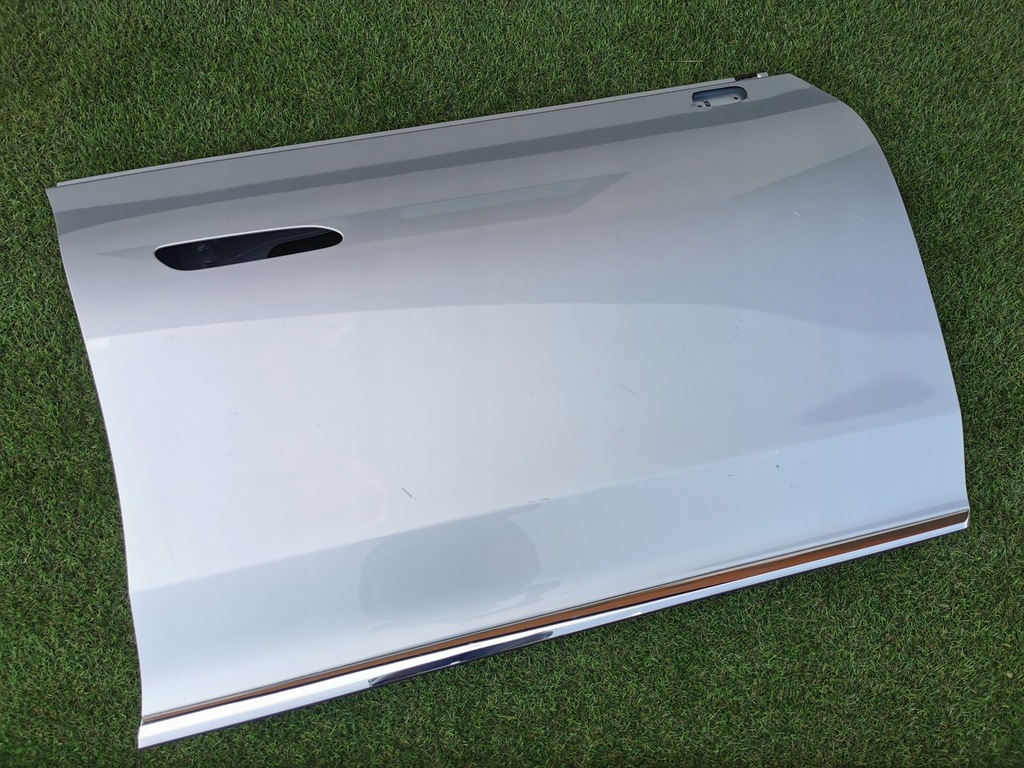 фото №1, Mercedes eqe 295 дверь правое перед с молдинг idealne!