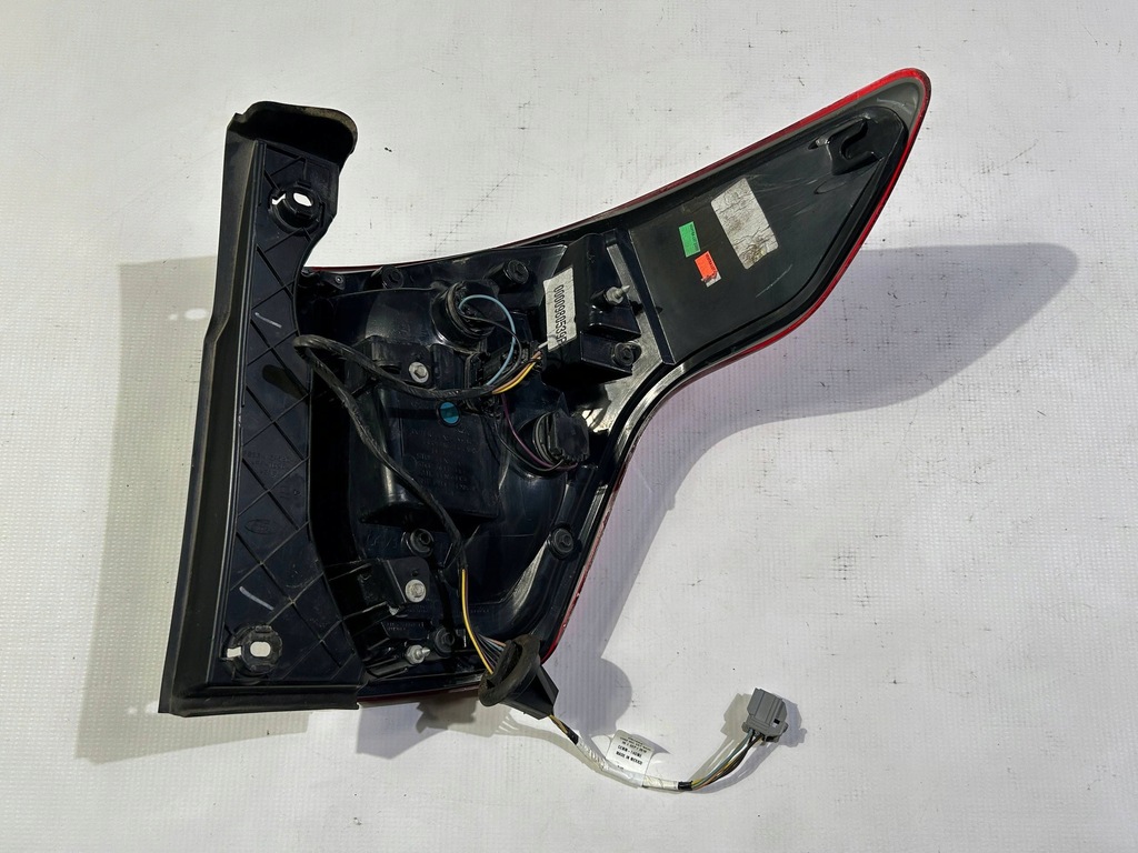 фото №9, Лампа задняя задняя левая led оригинал ford explorer v 2016-