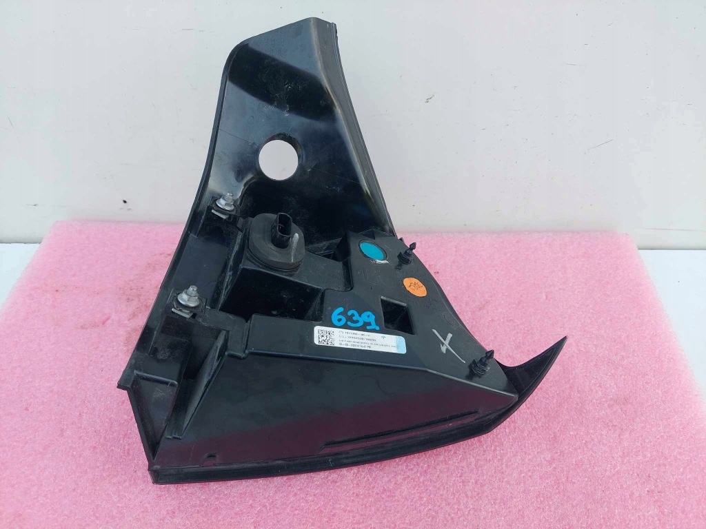 Tesla model 3 лампа ліва задня задня led eu в Україні