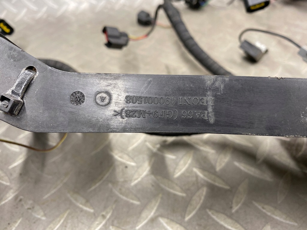 фото №9, 4g43-12b637-ba жгут двигателя aston martin db9 5.9 v12 комплектная