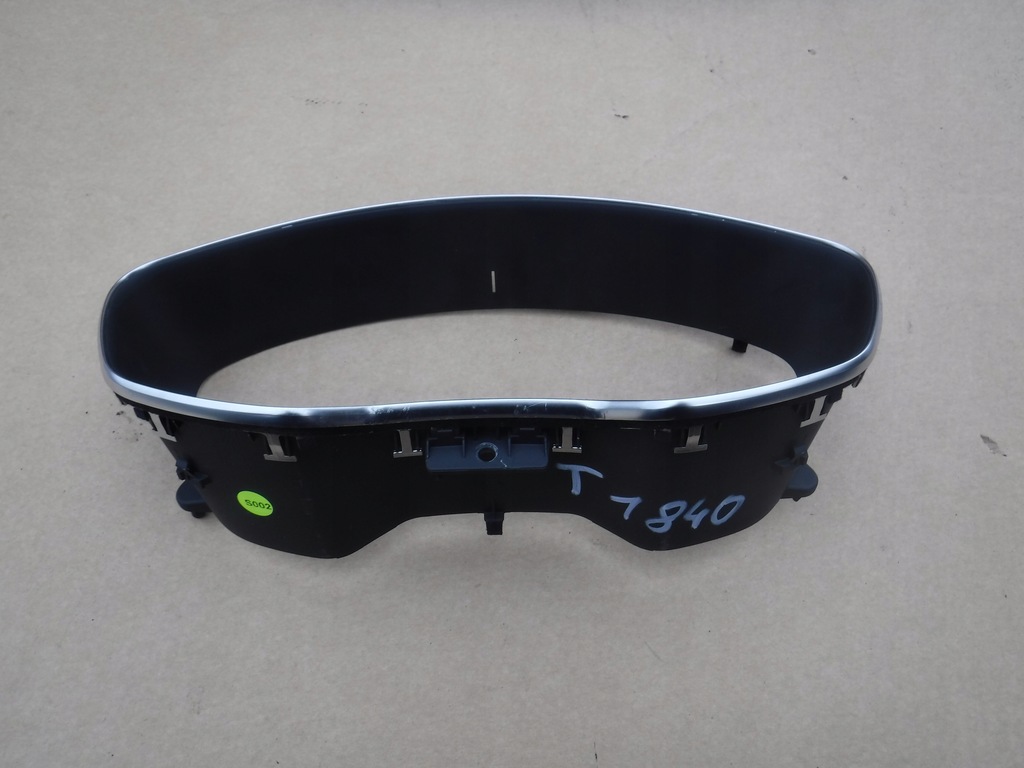 фото №1, Рамка спидометра audi tt 8s0857115