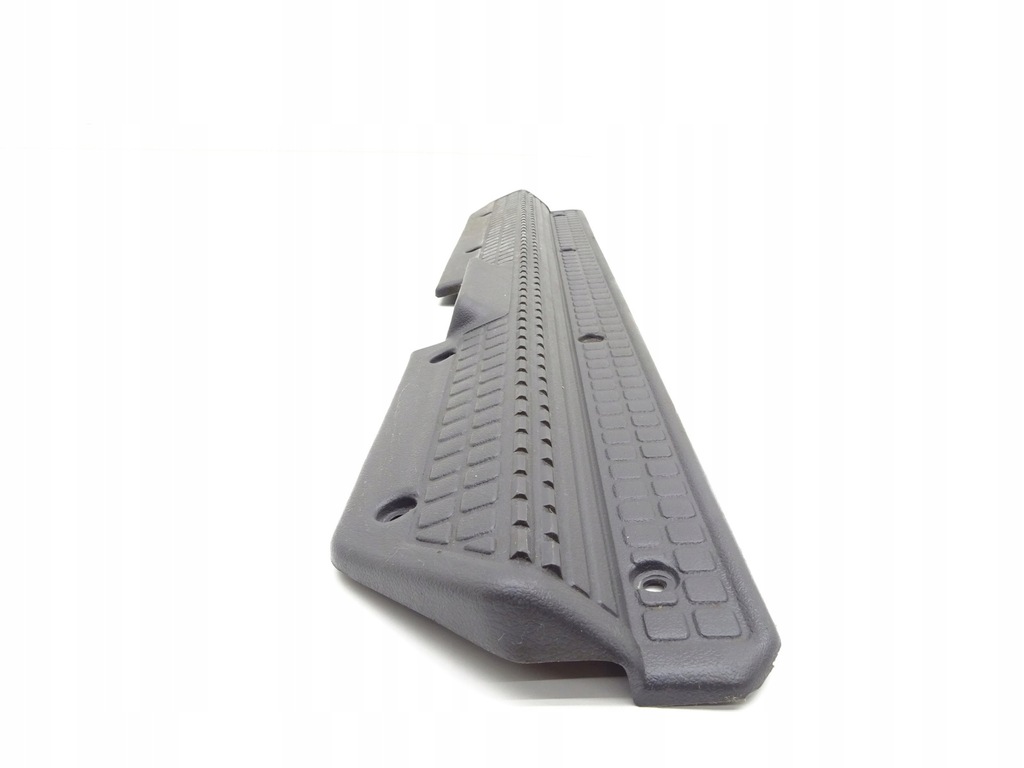 фото №10, Молдинг порог порог nissan patrol y60 правый перед