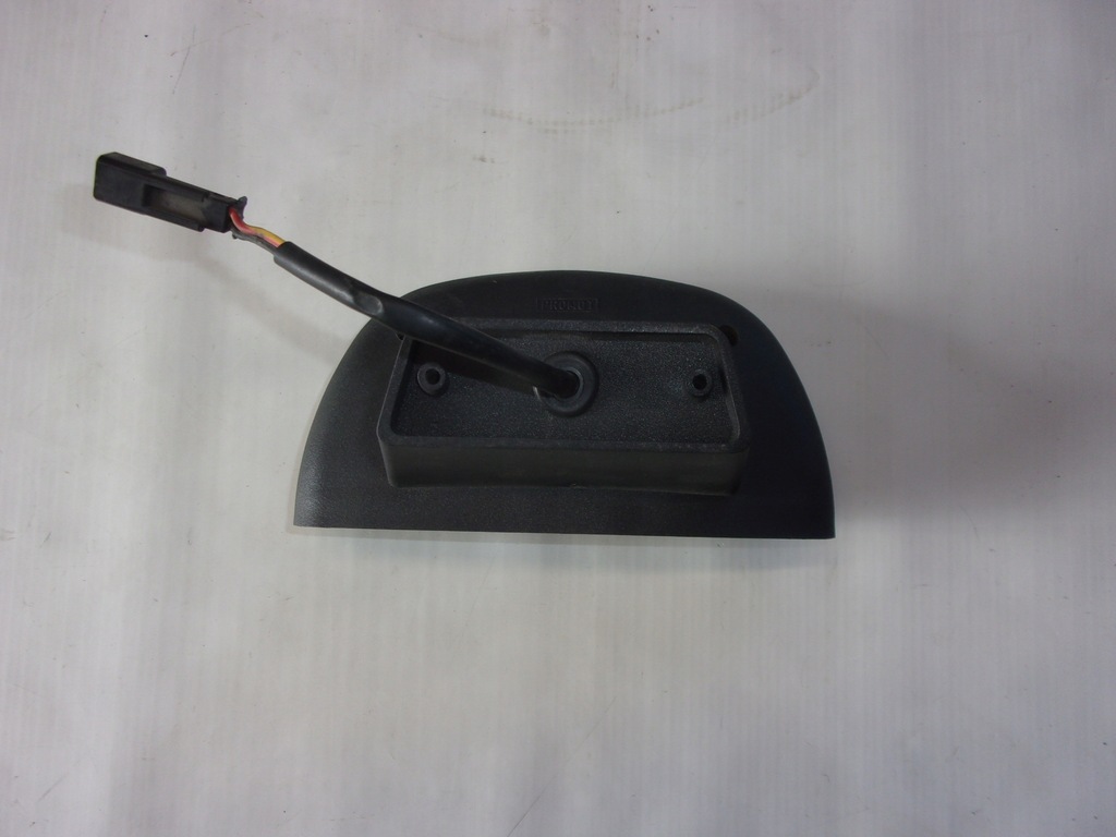 фото №3, Свет стоп-сигнал kombi daewoo-fso двигатель polonez atu plus