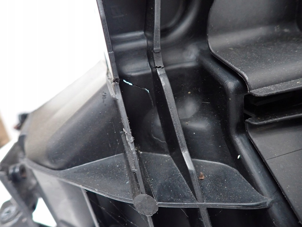 фото №10, Комплект радіатор wody кондиціонер вентилятор pas audi a1 8x 1.2i 63kw 13r