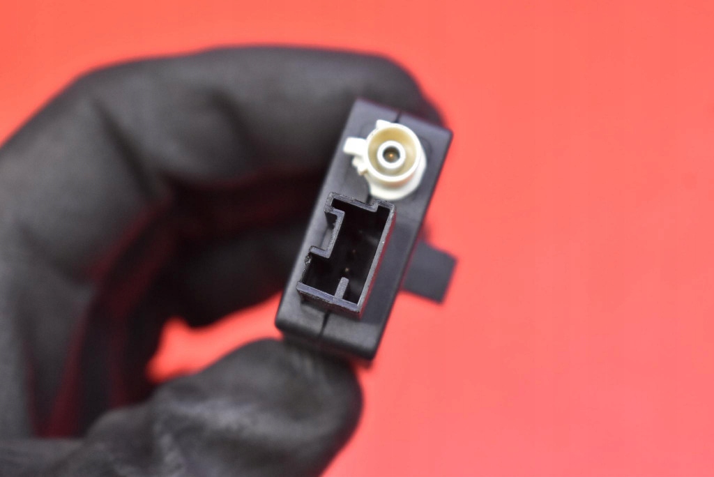 фото №7, Усилитель антенны 9666017780-00 citroen ds4 10-16