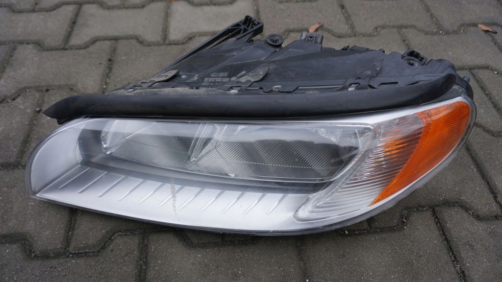 фото №1, Volvo s80 v70 xc70 - ліва лампа перед