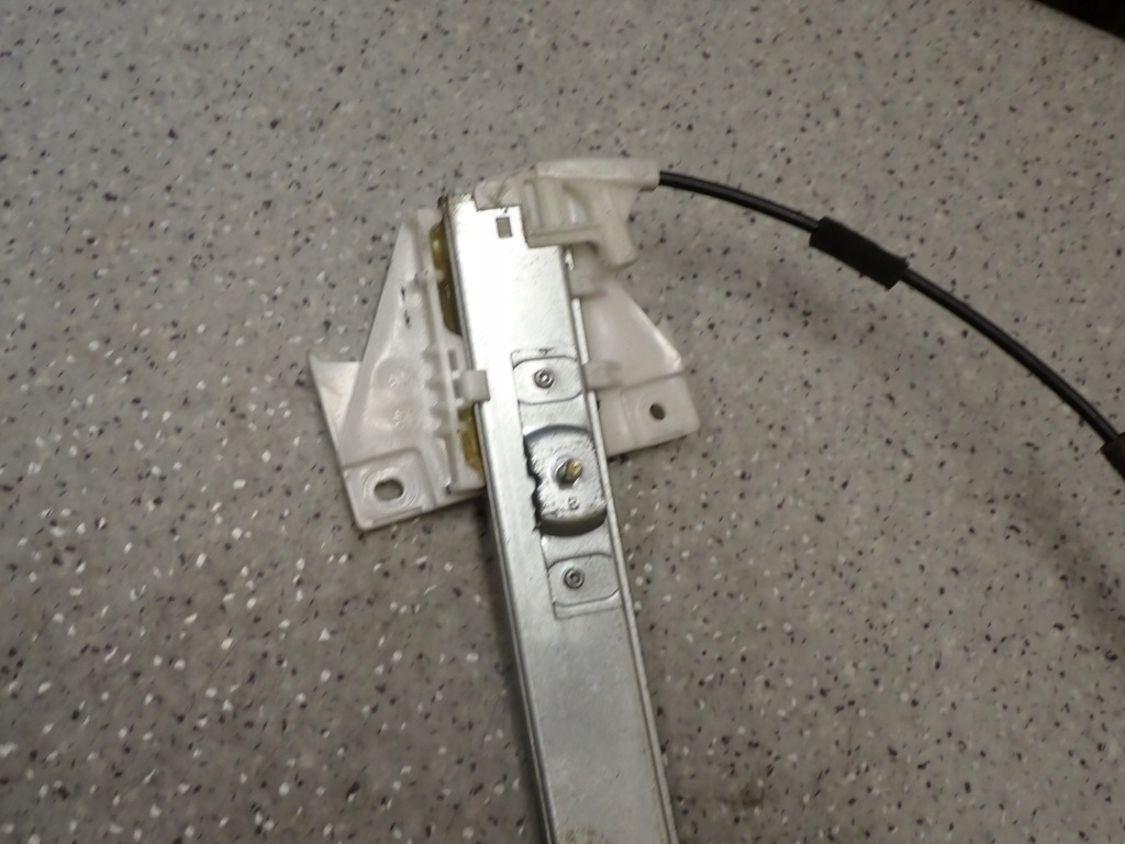 фото №6, Mazda mpv 02- подъемник стекло дверь передний правый