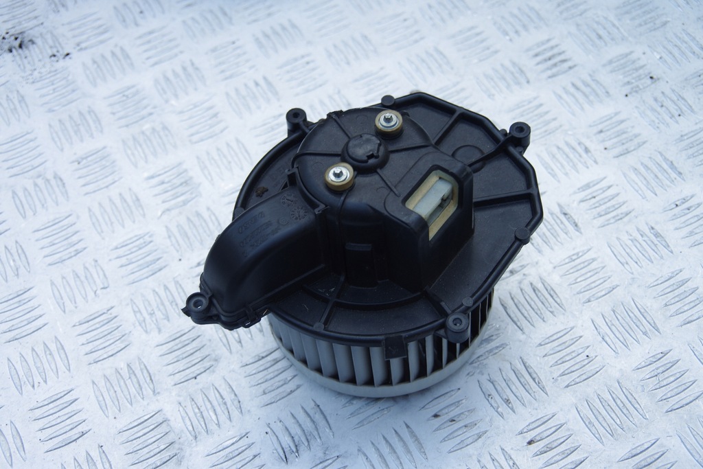 фото №1, Вентилятор воздуходувка воздуховод partner berlingo 08-