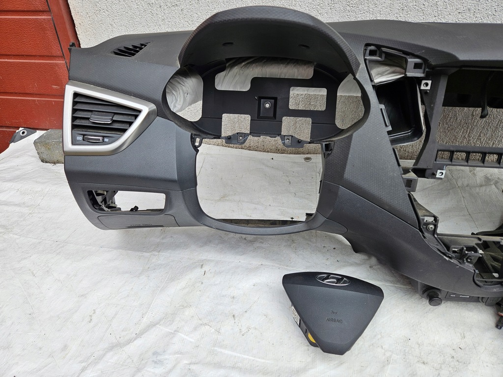 фото №10, Приборная панель консоль приборная панель + подушка безопасности + ремни пассажира hyundai veloster