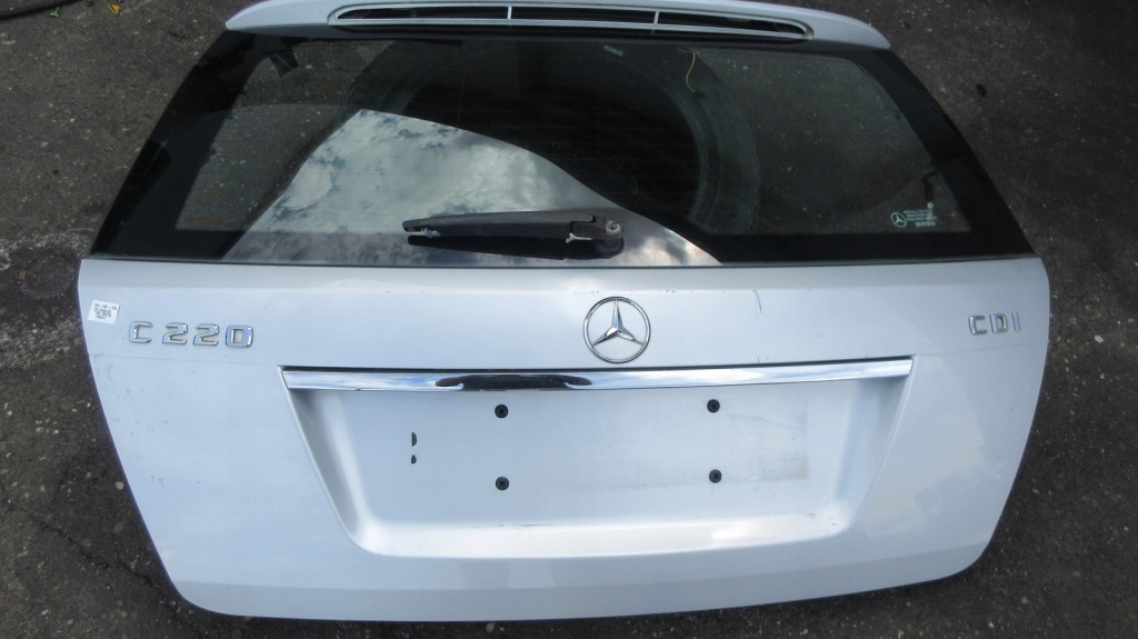 фото №8, Mercedes w204 kombi 775 крышка багажника серебристая