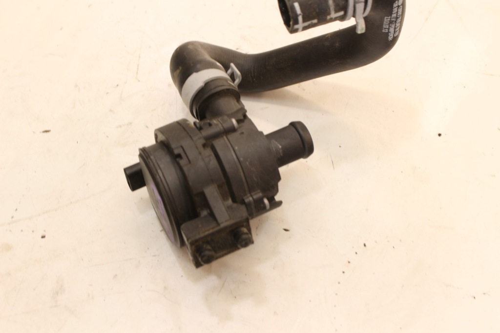 фото №4, Дополнительная помпа циркуляция 0392023212 vw up lift e-up 23r. электрик