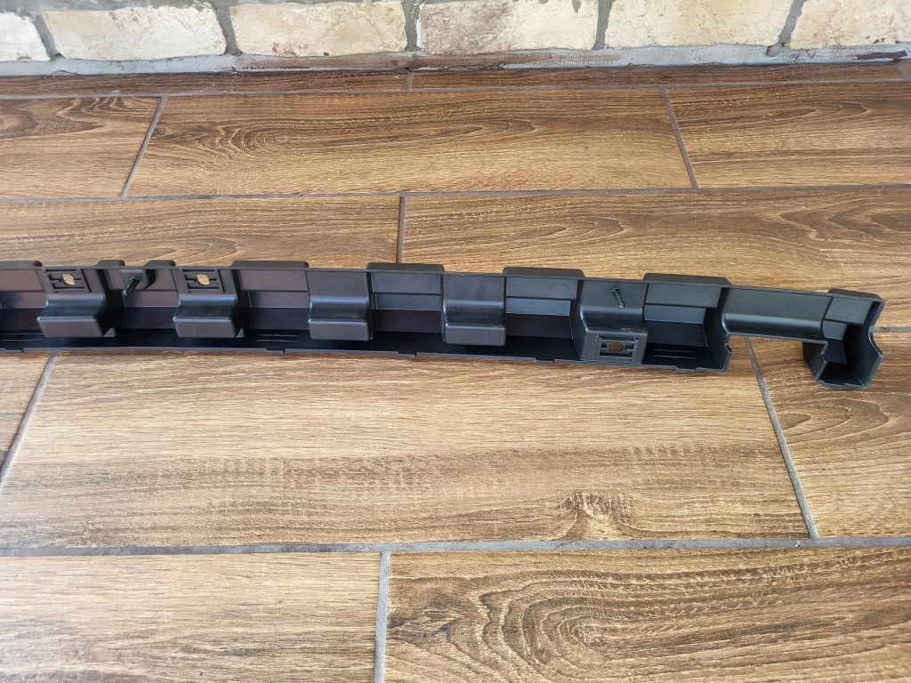 фото №8, Абсорбер напрямна бампера заднього jaguar e-pace x540 j9c3-17d928-a