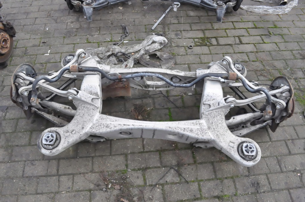 Купити Mercedes w221 підвіска балка задній 2213505959