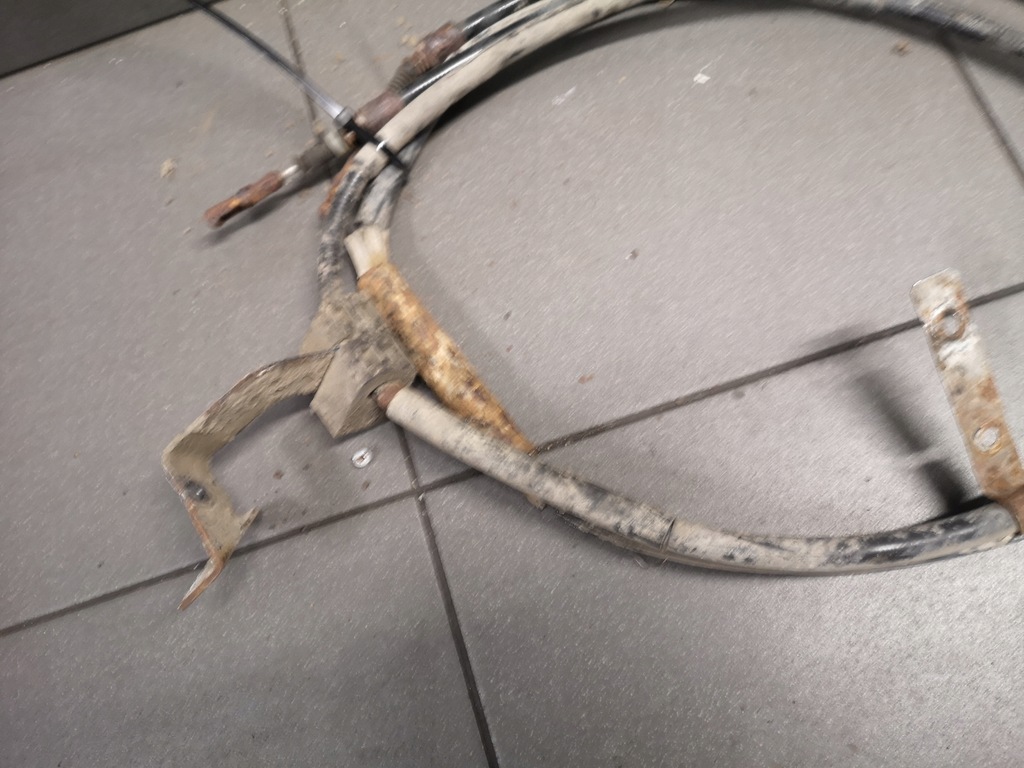 фото №8, Трос тросы тормоза ручного audi a8 d2 4d0609721k