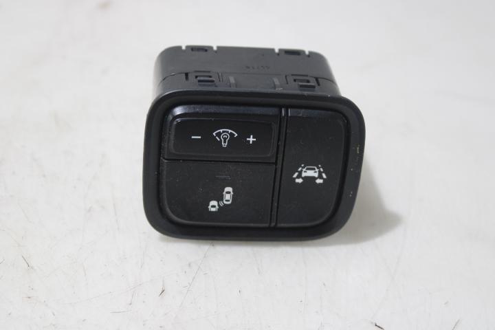 фото №1, Панель переключателей kia optima iv sw