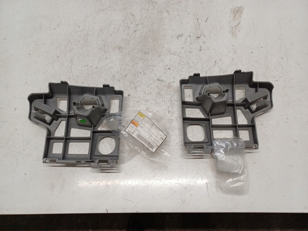 фото №1, Skoda rapid lift 17- кронштейн розпилювача лампи праве ліва