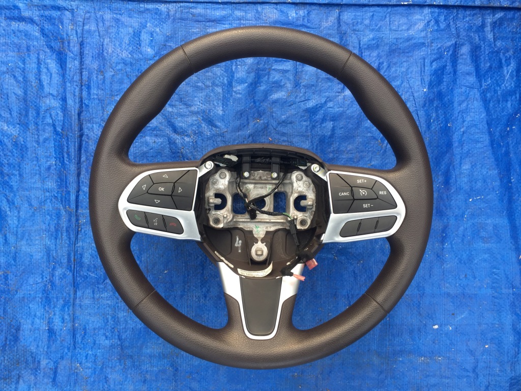 фото №1, Chrysler pacifica 16 17 18 воздуховод коричневая