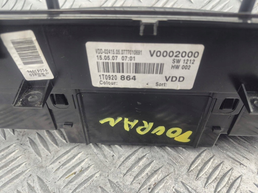 Панель кондиционера volkswagen touran 1 1k0907044ct с Разборки