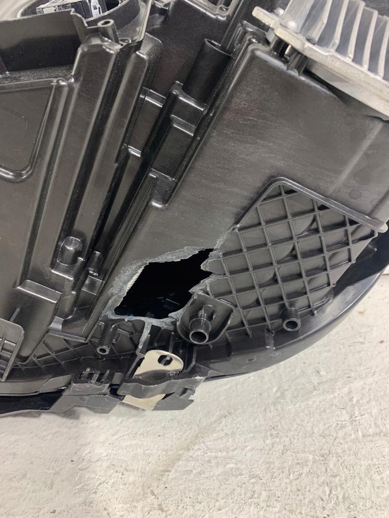 фото №9, Bmw ix i20 лампа перед права laser