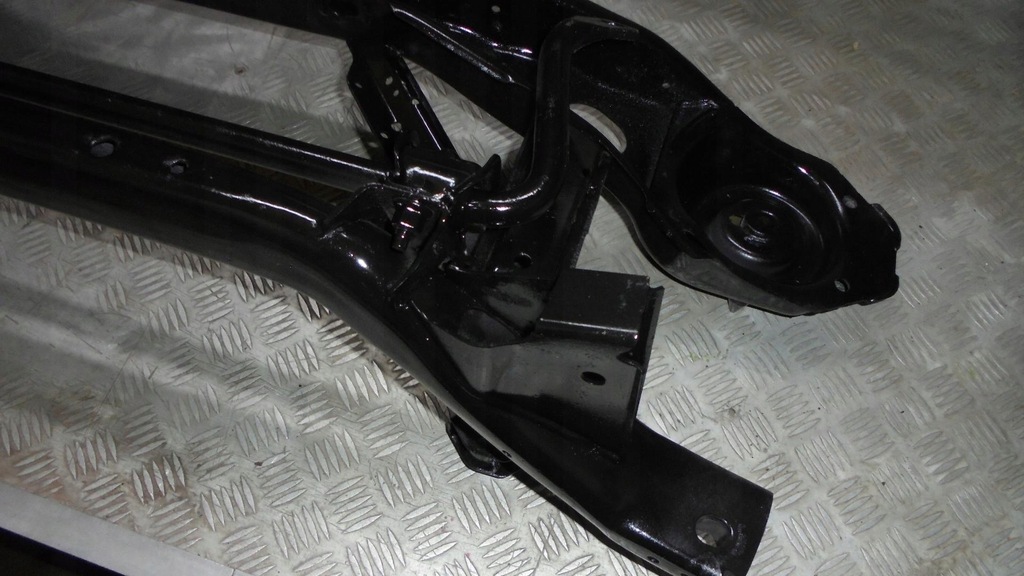 фото №6, Подрамник задняя volvo v40 ii d2 1.6d 2014