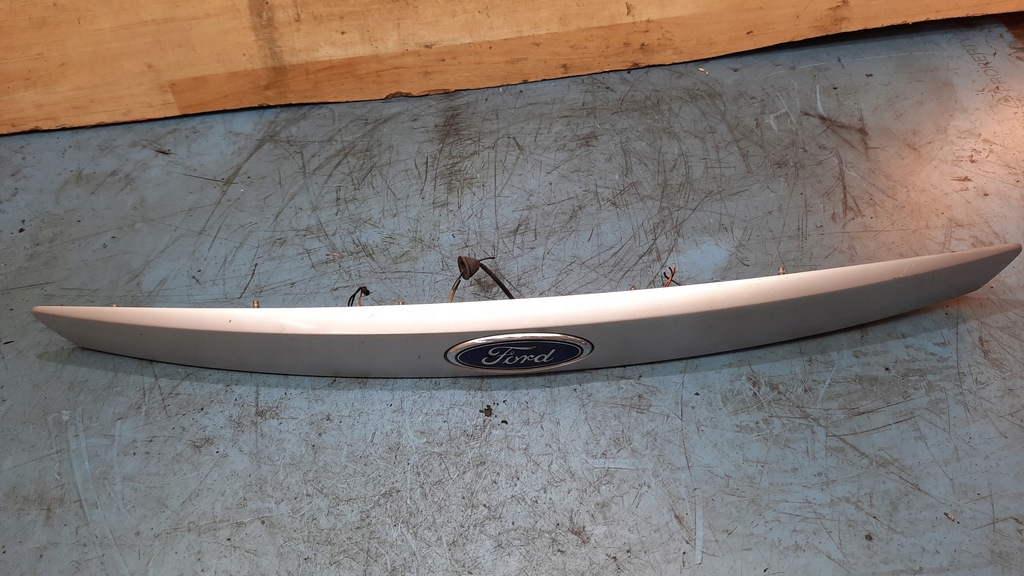 фото №1, Накладка задний крышки ford mondeo mk3 2.0b 01r