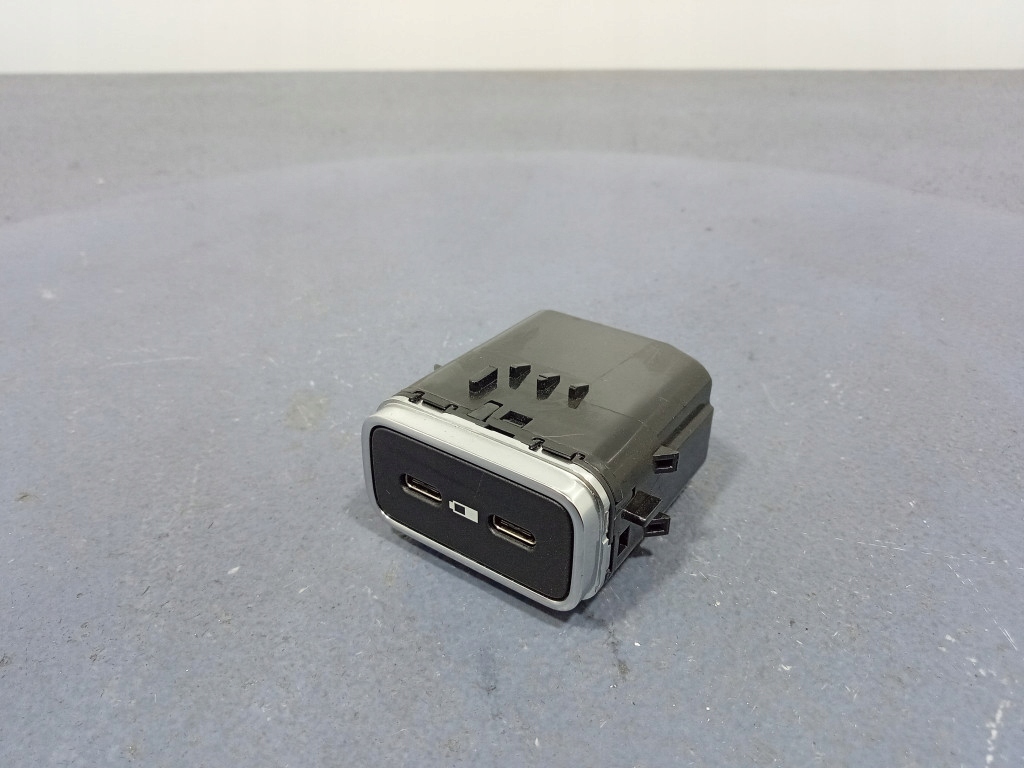 фото №1, Mercedes gle gls w167 роз'єм порти usb c a1678205201