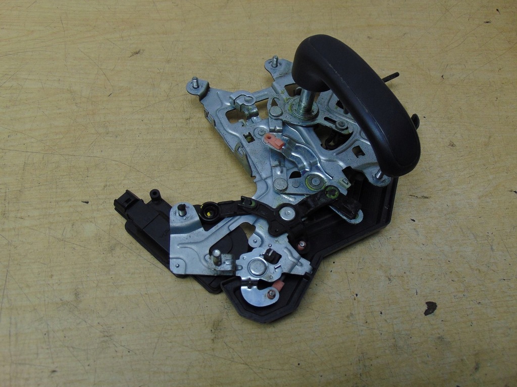 фото №8, Замок дверь раздвижных боковых правый hyundai h1 2007