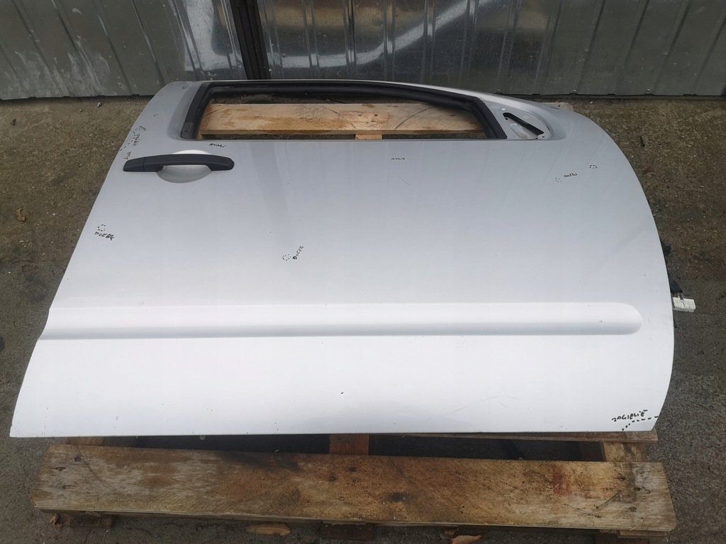 фото №13, Дверь правый перед nissan navara iii d40 05-10