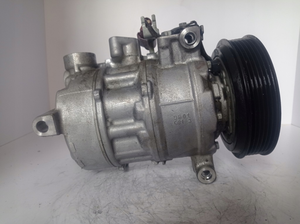 Компрессор кондиционера audi porsche vw 80a816803l 447140-7831 Оригинал