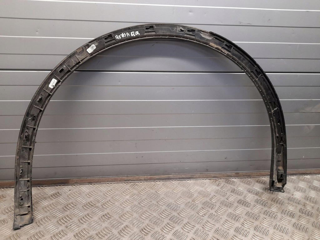 фото №5, Audi q5 sq5 2018 задняя сторона левая молдинг крыла заднего