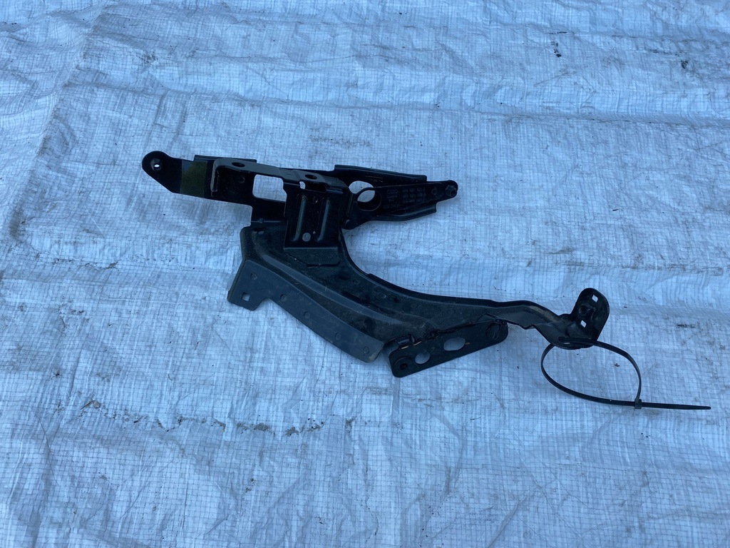 фото №1, Кронштейн крила 4k8821131a лівий a7