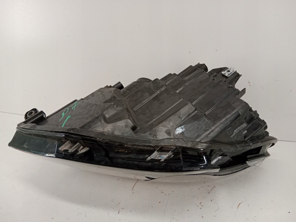 фото №12, Vw caddy 2k1 14- лампа права перед