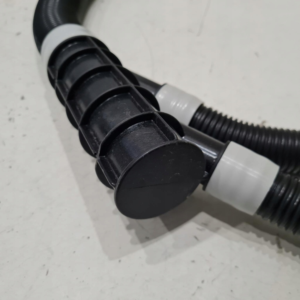 Tesla model 3 y 17-23 шланг пабтрубок  радиаторный жидкость датчик комплект  108795700a в Украине