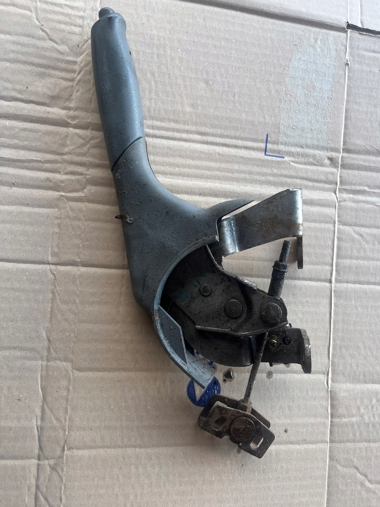 фото №1, Важіль домкрат гальма ручного toyoto yaris i 1999-2005r