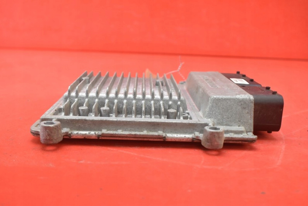 фото №6, Блок управления бортовой компьютер двигателя 39140-23110 kia ceed 1 i 2.0 16v 143 km 07-10