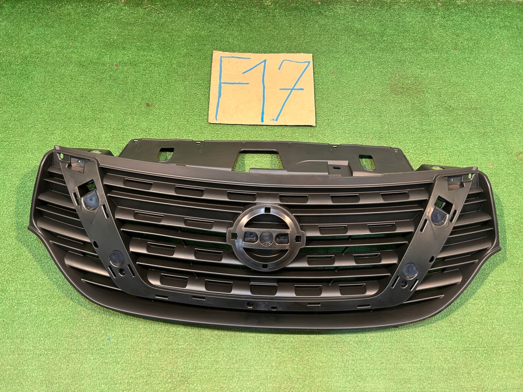 фото №13, Nissan nv300 nv 300 решётка радиатора решётка радиатора бампера 623109057r