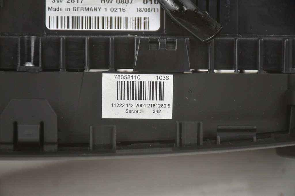 фото №4, Панель кондиционера радио citroen ds5 96715288zd