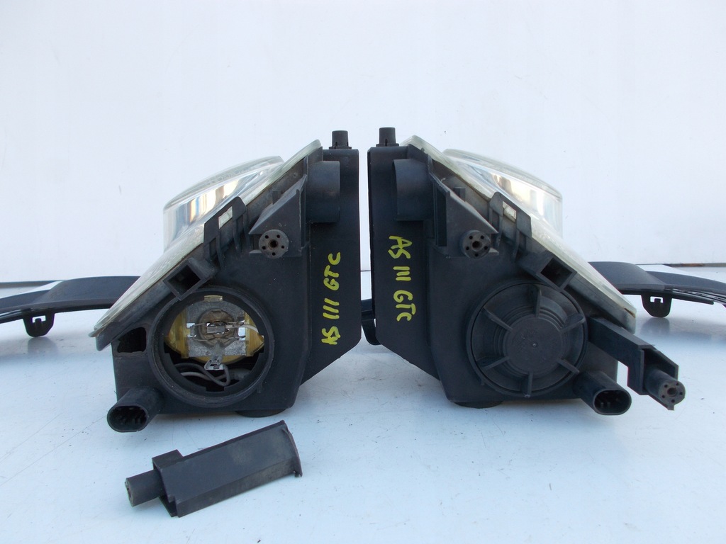 фото №8, Противотуманная фара противотуманные фары левый правый решётка решётки opel astra h iii gtc