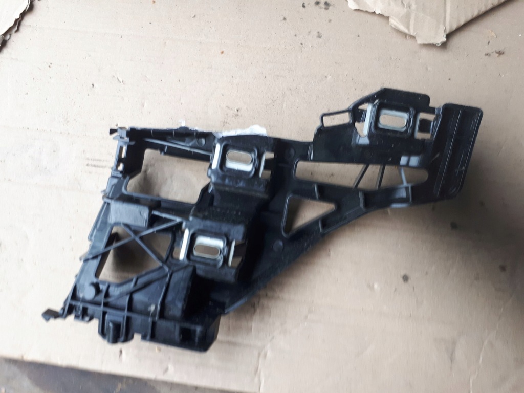 фото №1, Напрямна бампера правий задня задній mercedes w213